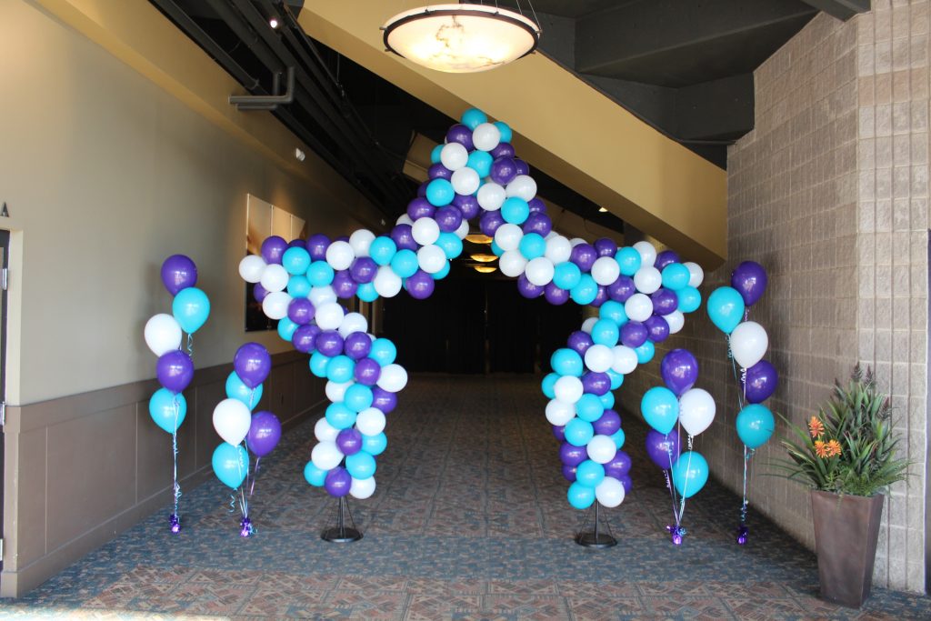 Star Balloon Arch In White, Purple, & Teal Balloons With Classic 5 Balloon Bouquets