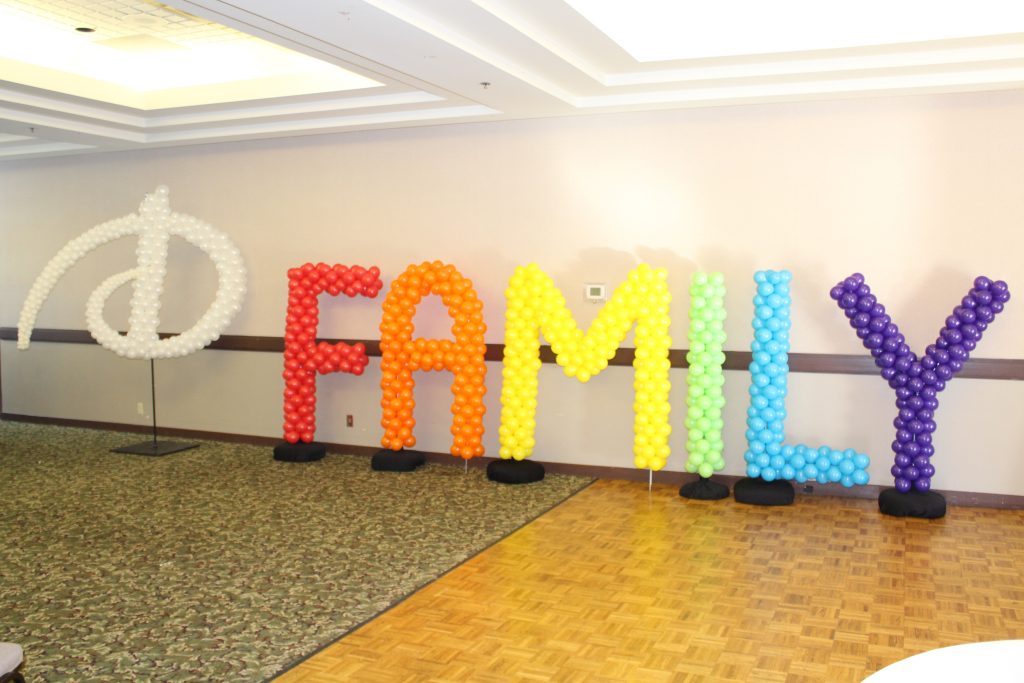 Delta Lodge Logo Balloon Name Sculpture Family Day Event Kananaskis Ab