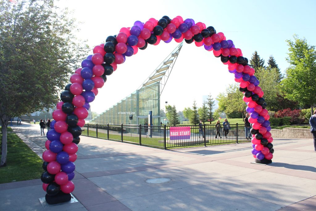 Large Swirl Balloon Arch In Purple Black Wildberry