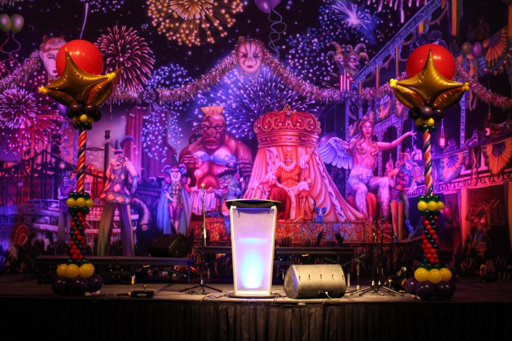 Timeless Elegance Column In Mardi Gra Colours Telus Convention Centre Calgary